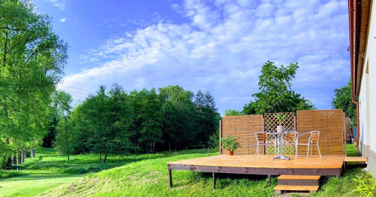 Apartmany U Reky Nezarky Lasenice Экстерьер фото