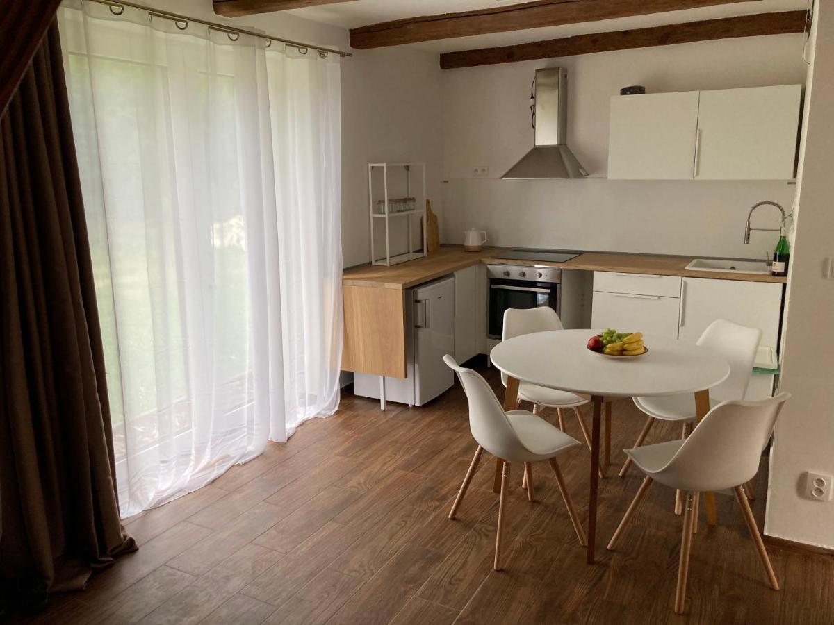 Apartmany U Reky Nezarky Lasenice Экстерьер фото